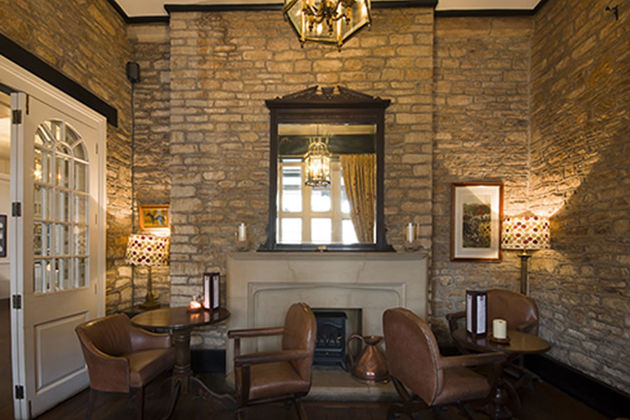 100 Gift Voucher Snooty Fox Gloucester Vouchercart A Snooty Fox Gift Voucher Makes The Ideal For Any Occasion